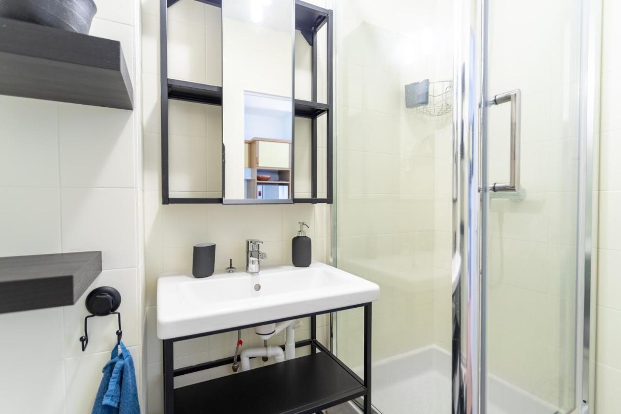 Tranquil 1 Bedroom Close To The Beach With Terrace - Dodo Et Tartine Кари Ле Рует Екстериор снимка